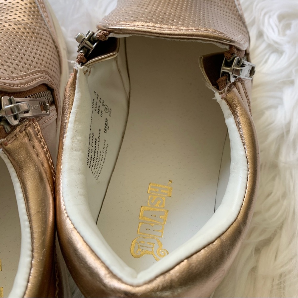 BRASH | Gold metallic slip on sneakers - Picture 8 of 13